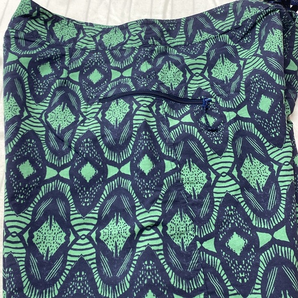 Patagonia Mens Wavefarer Board Shorts Patterned Blue and Green Men's Shorts,31 - Picture 10 of 12